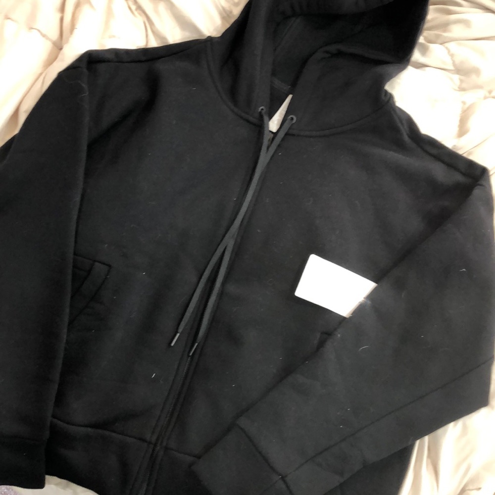 New! Zippered sweatshirt